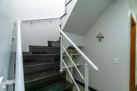 Escada de casa à venda com 3 quartos, 150m² em Jardim Brasilandia, São Bernardo do Campo