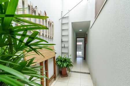 Casa à venda com 150m², 3 quartos e 2 vagasCorredor Lateral