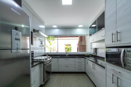 Casa à venda com 150m², 3 quartos e 2 vagasCozinha