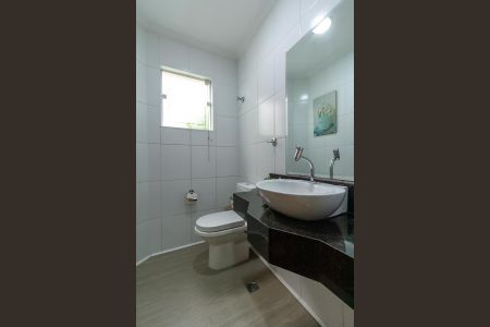 Casa à venda com 150m², 3 quartos e 2 vagasLavabo