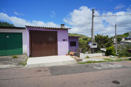 Casa à venda com 133m², 2 quartos e 1 vagaFachada