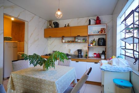 Casa à venda com 133m², 2 quartos e 1 vagaCozinha