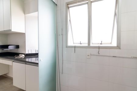 Apartamento para alugar com 80m², 3 quartos e 1 vagaÁrea de Serviço