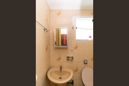 Casa à venda com 75m², 1 quarto e sem vaga Casa à venda com 75m², 1 quarto e sem vagaBanheiro