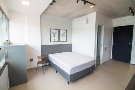 Sala / Quarto - Studio de kitnet/studio para alugar com 1 quarto, 23m² em Jardim das Acacias, São Paulo