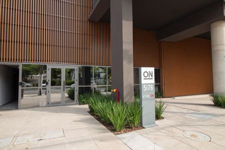 Studio para alugar com 23m², 1 quarto e sem vaga Studio para alugar com 23m², 1 quarto e sem vagaFachada e portaria