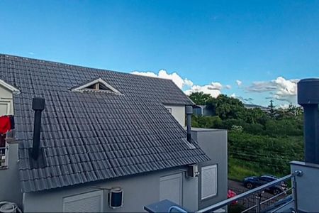 Casa de condomínio à venda com 158m², 4 quartos e 1 vagaVista do Terraço