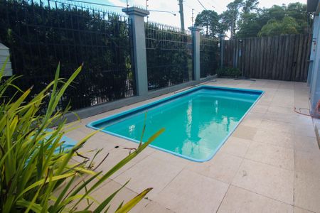 Casa de condomínio à venda com 158m², 4 quartos e 1 vagaÁrea comum - Piscina