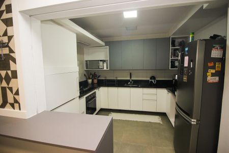 Casa de condomínio à venda com 158m², 4 quartos e 1 vagaCozinha