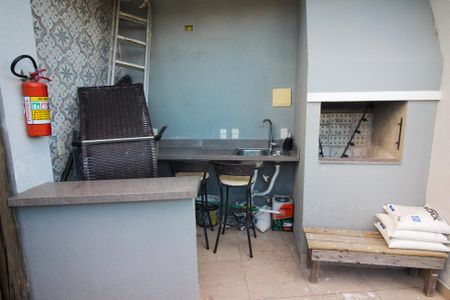 Casa de condomínio à venda com 158m², 4 quartos e 1 vagaÁrea comum - Churrasqueira