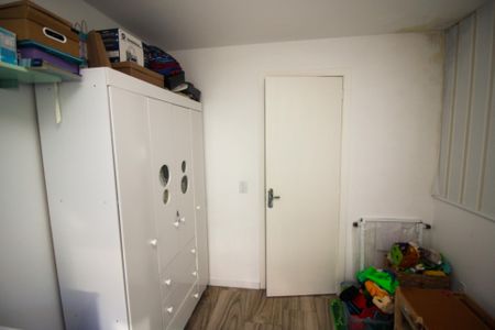 Casa de condomínio à venda com 158m², 4 quartos e 1 vagaQuarto 2