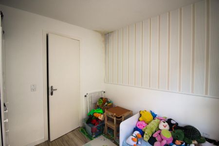 Casa de condomínio à venda com 158m², 4 quartos e 1 vagaQuarto 2