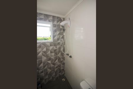 Casa de condomínio à venda com 158m², 4 quartos e 1 vagaBanheiro 2