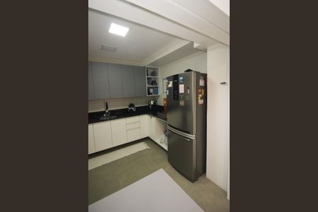 Casa de condomínio à venda com 158m², 4 quartos e 1 vagaCozinha