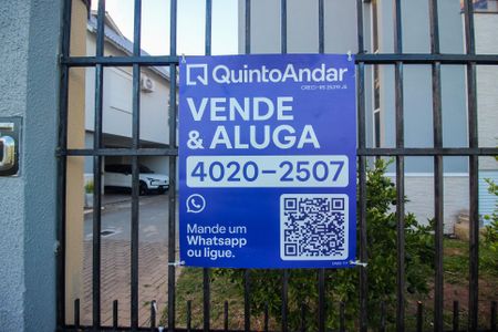 Casa de condomínio à venda com 158m², 4 quartos e 1 vagaPlaca