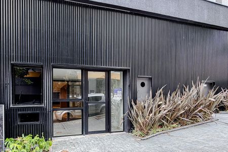 Studio à venda com 27m², 1 quarto e sem vagaFachada - Plaquinha