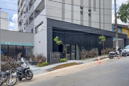Apartamento à venda com 25m², 1 quarto e sem vaga Apartamento à venda com 25m², 1 quarto e sem vagaFachada