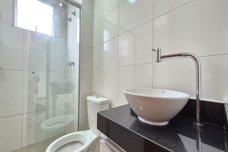 Apartamento para alugar com 43m², 2 quartos e 1 vaga Apartamento para alugar com 43m², 2 quartos e 1 vagaBanheiro