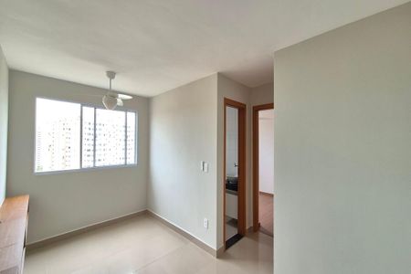 Sala de apartamento para alugar com 2 quartos, 43m² em Vila Satúrnia, Campinas