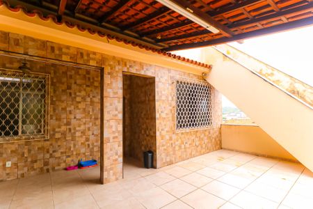 Casa à venda com 375m², 5 quartos e 3 vagas Casa à venda com 375m², 5 quartos e 3 vagasÁrea gourmet