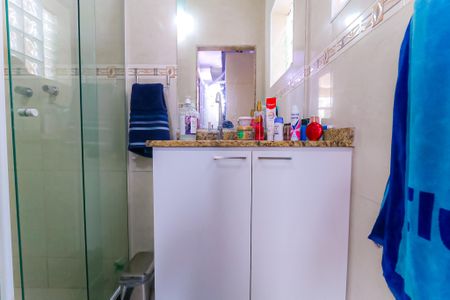 Casa à venda com 375m², 5 quartos e 3 vagas Casa à venda com 375m², 5 quartos e 3 vagasBanheiro da Suíte 2