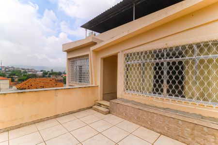 Casa à venda com 375m², 5 quartos e 3 vagas Casa à venda com 375m², 5 quartos e 3 vagasVaranda Quarto 5