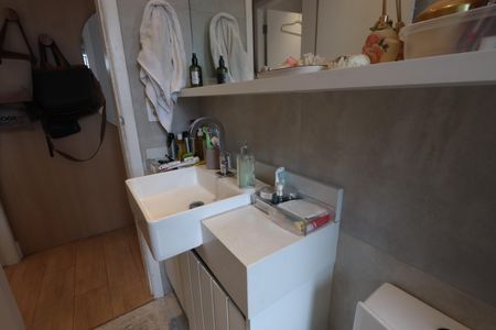 Apartamento para alugar com 51m², 2 quartos e 1 vagaBanheiro