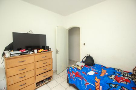 Casa à venda com 100m², 3 quartos e 4 vagas Casa à venda com 100m², 3 quartos e 4 vagasQuarto 2