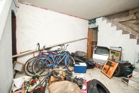 Casa à venda com 100m², 3 quartos e 4 vagas Casa à venda com 100m², 3 quartos e 4 vagasEdicula