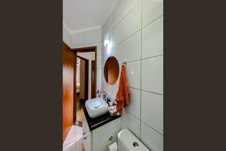 Apartamento à venda com 84m², 2 quartos e 1 vaga Apartamento à venda com 84m², 2 quartos e 1 vagaBanheiro