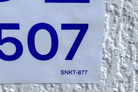 Apartamento à venda com 84m², 2 quartos e 1 vaga Apartamento à venda com 84m², 2 quartos e 1 vagaSNKT-877