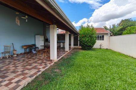 Casa à venda com 185m², 3 quartos e 2 vagasQuintal - Jardim