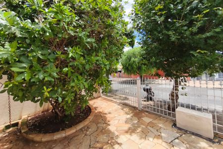 Casa à venda com 185m², 3 quartos e 2 vagasQuintal - Garagem