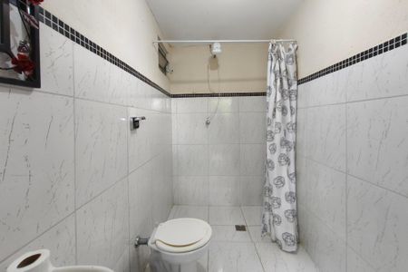 Casa à venda com 185m², 3 quartos e 2 vagasLavabo