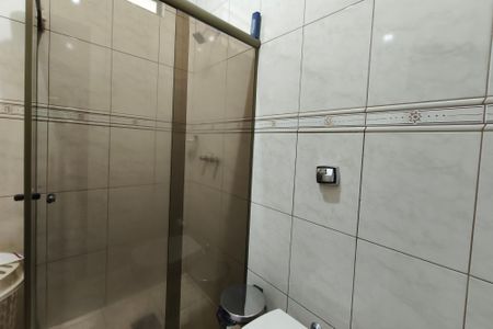 Casa à venda com 185m², 3 quartos e 2 vagasBanheiro Social