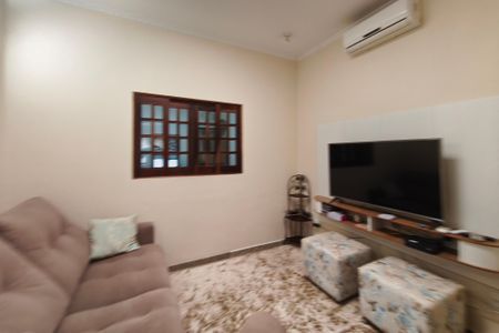 Sala de TV de casa à venda com 3 quartos, 185m² em Jardim Novo Campos Eliseos, Campinas