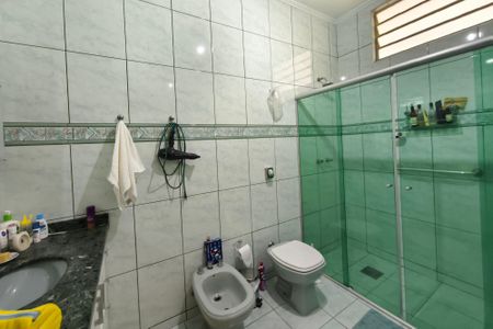 Casa à venda com 185m², 3 quartos e 2 vagasBanheiro Suíte