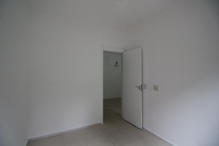 Quarto 1 de apartamento para alugar com 2 quartos, 58m² em Jacarepaguá, Rio de Janeiro