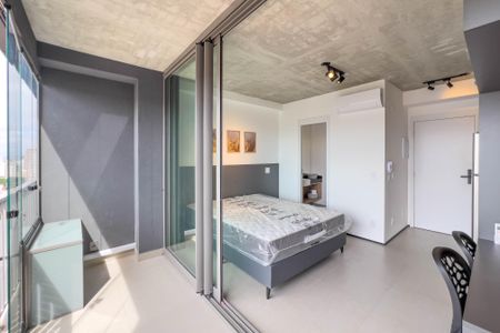 Varanda de kitnet/studio para alugar com 1 quarto, 25m² em Vila Mariana, São Paulo