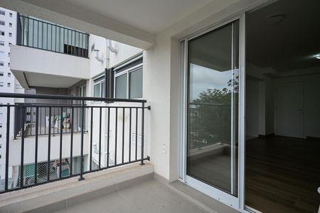 Varanda de apartamento para alugar com 2 quartos, 73m² em Jardim Caboré, São Paulo