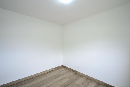 Apartamento para alugar com 73m², 2 quartos e 1 vagaSuíte