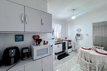 Casa para alugar com 150m², 2 quartos e 1 vaga Casa para alugar com 150m², 2 quartos e 1 vagaCozinha