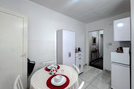 Casa para alugar com 150m², 2 quartos e 1 vaga Casa para alugar com 150m², 2 quartos e 1 vagaCozinha