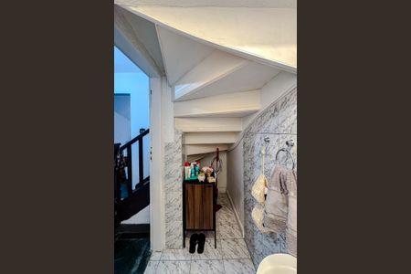 Casa para alugar com 150m², 2 quartos e 1 vaga Casa para alugar com 150m², 2 quartos e 1 vagaLavabo