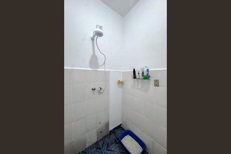 Casa para alugar com 150m², 2 quartos e 1 vaga Casa para alugar com 150m², 2 quartos e 1 vagaBanheiro