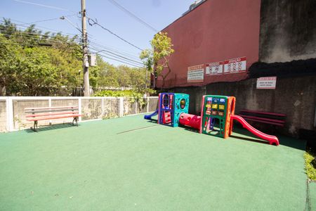 Apartamento à venda com 48m², 3 quartos e 1 vaga Apartamento à venda com 48m², 3 quartos e 1 vagaÁrea comum