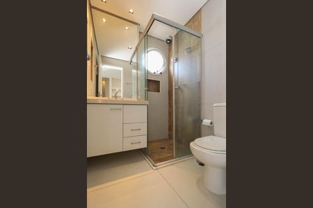 Apartamento à venda com 72m², 1 quarto e 2 vagasBanheiro da Suíte 