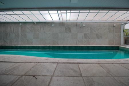 Apartamento à venda com 72m², 1 quarto e 2 vagasPiscina