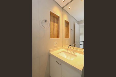 Apartamento à venda com 72m², 1 quarto e 2 vagasBanheiro da Suíte 