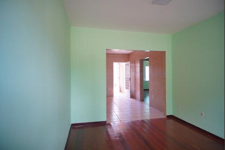 Sala de casa para alugar com 2 quartos, 75m² em Sarandi, Porto Alegre